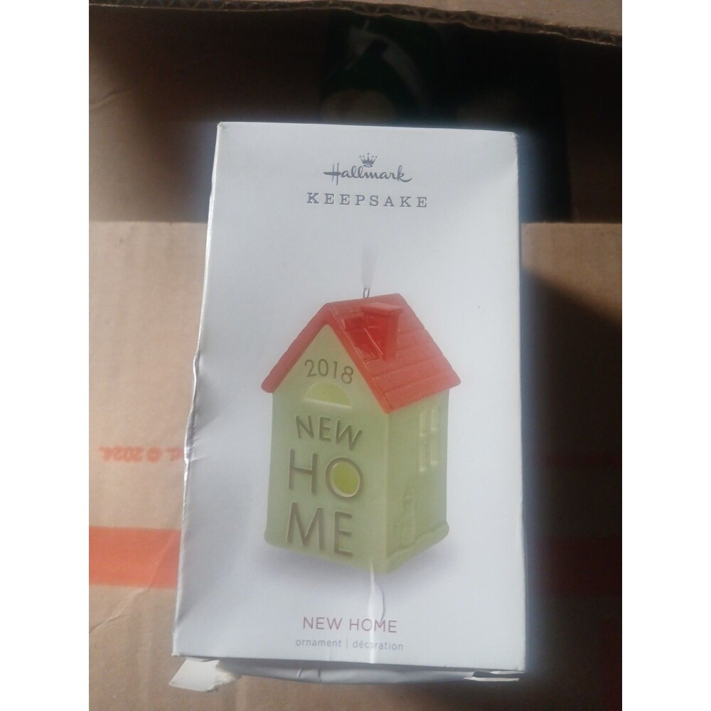 2018 Hallmark New Home Christmas Tree Ornament NIB Made Of Ceramic
